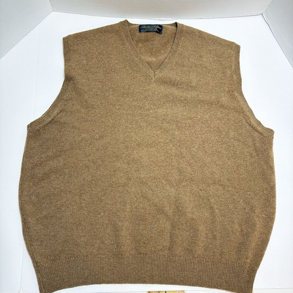 Brooks Brothers Vintage Lambswool Sweater Vest Mens Large Tan Great Britain L
